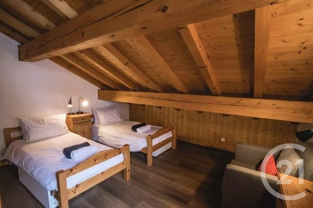 maison à vendre - 10 pièces - 180.0 m2 - LES ALLUES - 73 - RHONE-ALPES - Century 21 Atc