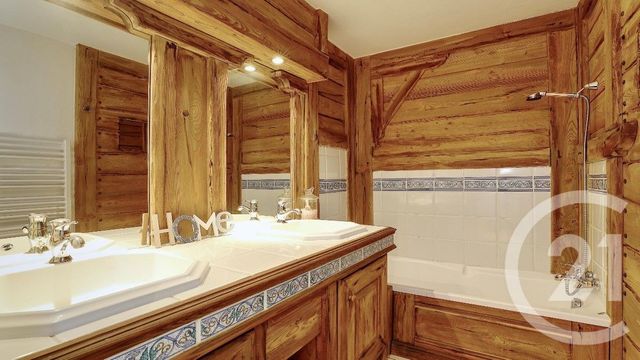 Afficher la photo en grand Appartement F1 à vendre - 2 pièces - 39.67 m2 - COURCHEVEL - 73 - RHONE-ALPES - Century 21 Atc