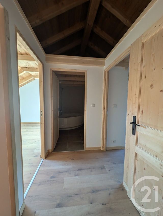 Appartement à vendre - 3 pièces - 83.0 m2 - ESSERTS BLAY - 73 - RHONE-ALPES - Century 21 Atc